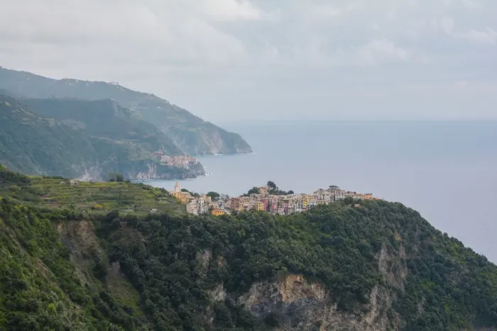 Framed Print : Corniglia, Cinque Terre, Liguria, Italy Framed Print : Corniglia, Cinque Terre, Liguria, Italy