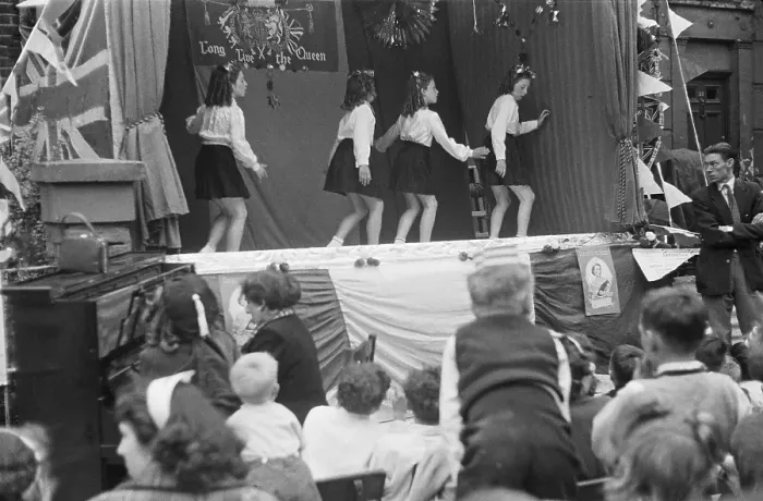 Framed Print : Coronation Party Entertainment Framed Print : Coronation Party Entertainment