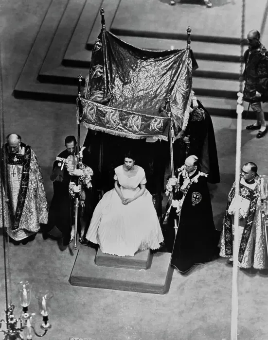 Framed Print : The Coronation Of Queen Elizabeth II Framed Print : The Coronation Of Queen Elizabeth II