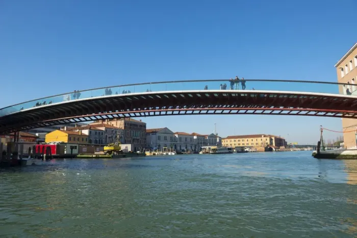 Framed Print : Costituzione bridge Framed Print : Costituzione bridge