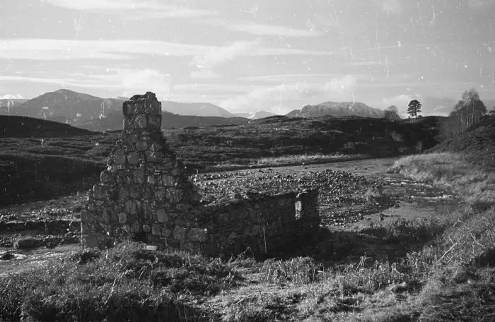 Framed Print : Cottage Ruins Framed Print : Cottage Ruins