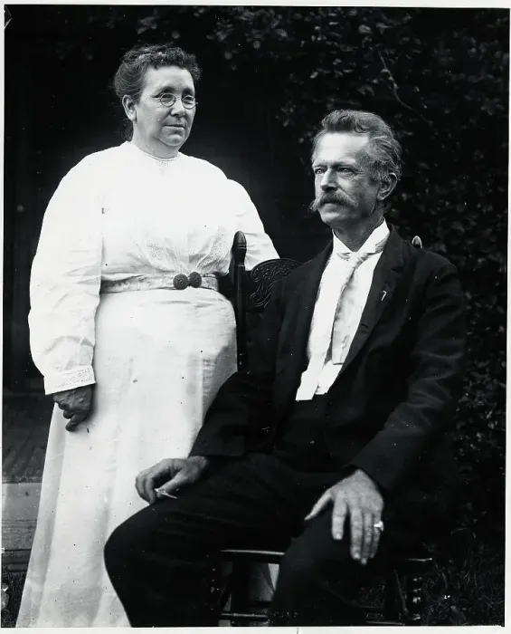 Framed Print : Couple Of The 1890S; Pa & Ma Framed Print : Couple Of The 1890S; Pa & Ma