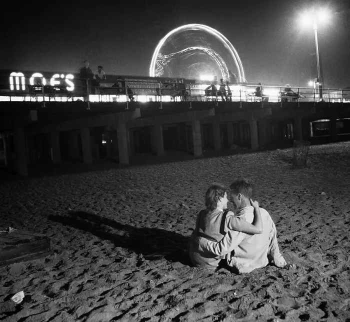 Framed Print : Couple Embracing on Coney Island Beach Framed Print : Couple Embracing on Coney Island Beach