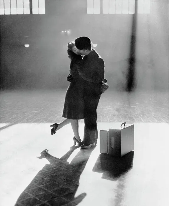 Framed Print : Couple Kissing in Train Station Framed Print : Couple Kissing in Train Station