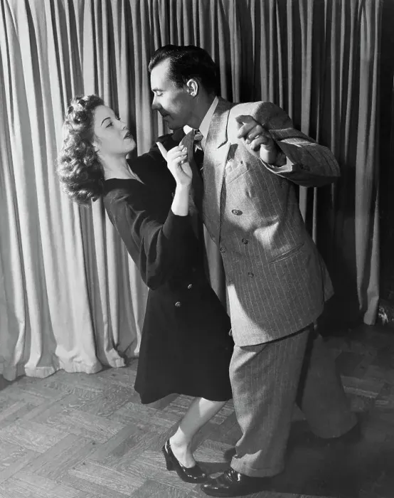 Framed Print : Couple practicing the tango Framed Print : Couple practicing the tango