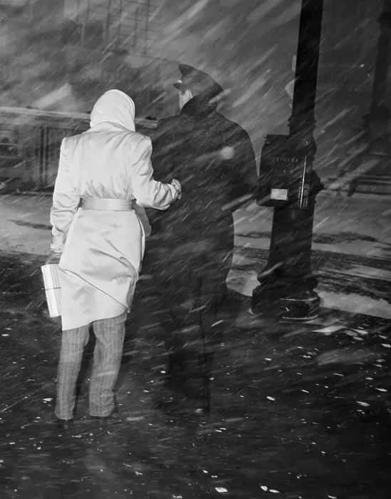 Framed Print : Couple Walking in a Snowstorm Framed Print : Couple Walking in a Snowstorm