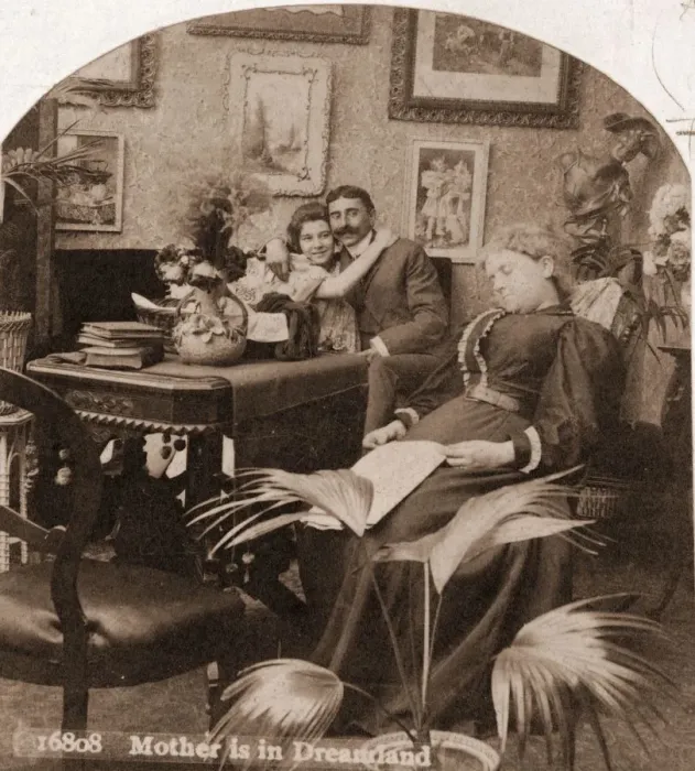 Framed Print : Courting. circa 1885: A young couple take the opportunity to have a cuddle Framed Print : Courting. circa 1885: A young couple take the opportunity to have a cuddle