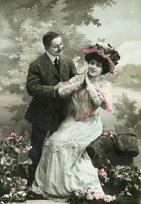 Framed Print : Courting Couple Framed Print : Courting Couple