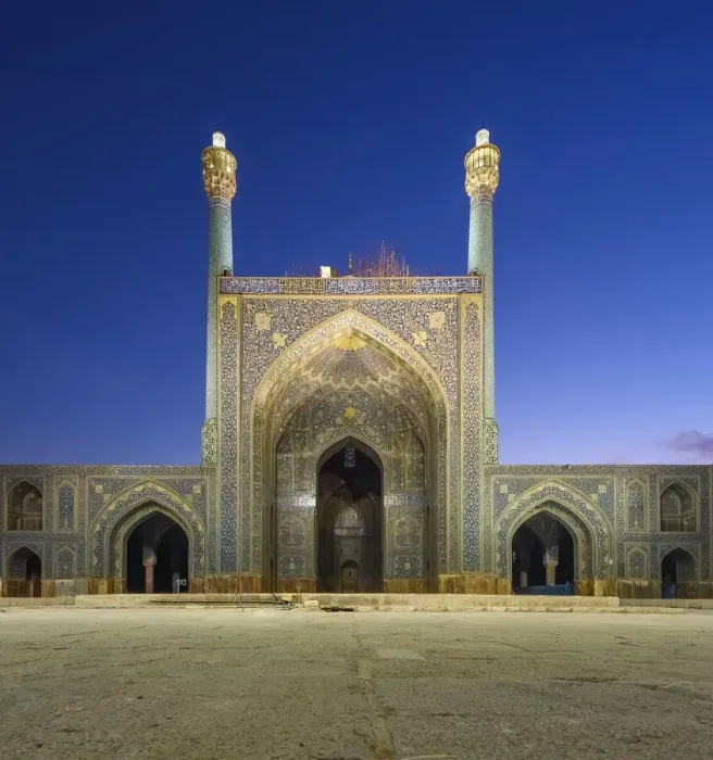 Framed Print : Courtyard and iwan of Masjed-e Shah'Mosque ('Shah Mosque