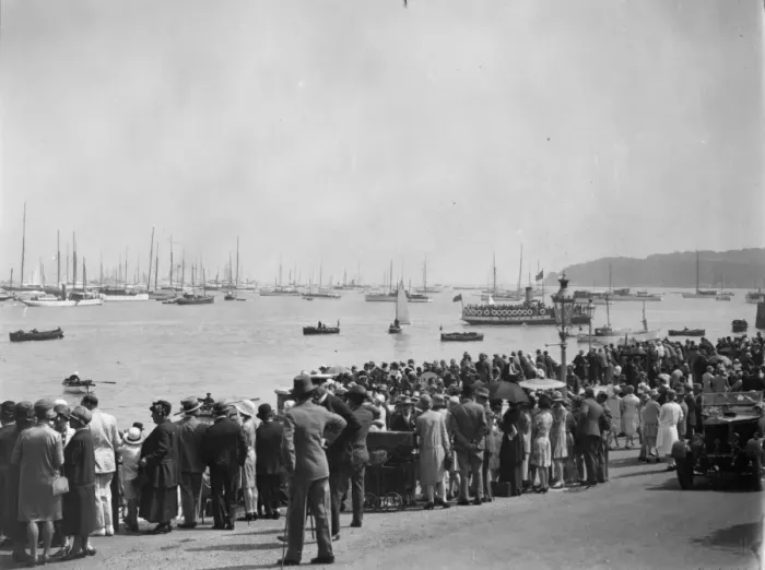 Framed Print : Cowes Crowd Framed Print : Cowes Crowd