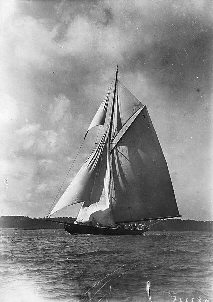 Cowes Yacht