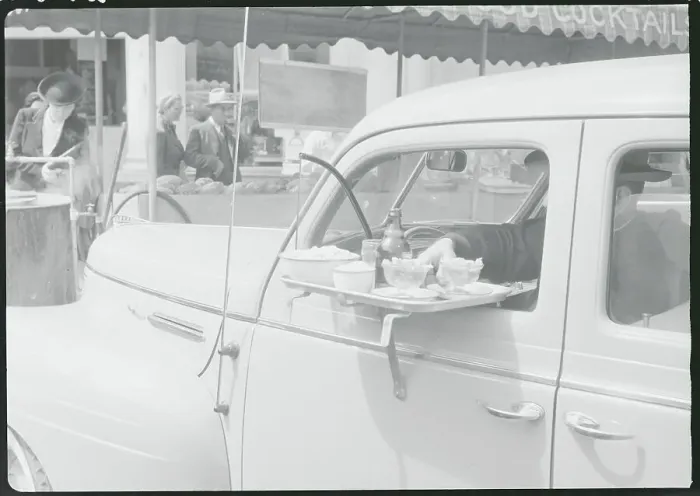 Framed Print : Crab Served as Fast Food to Motorist Framed Print : Crab Served as Fast Food to Motorist