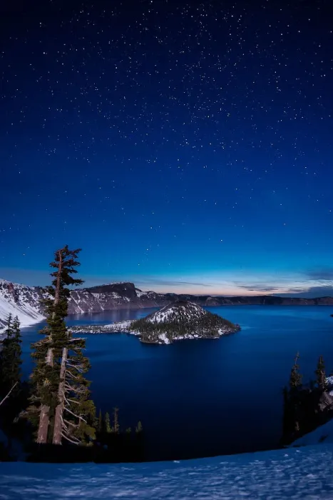 Framed Print : Crater Lake under Stars
