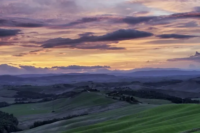 Framed Print : Crete Senesi near Asciano countryside, Val D Orcia Framed Print : Crete Senesi near Asciano countryside, Val D Orcia
