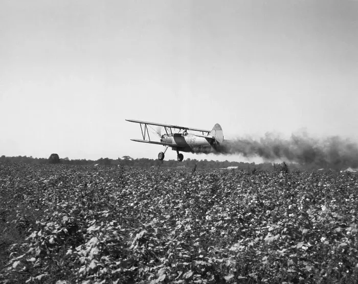 Framed Print : Crop Dusting Plane Flies Over Field Framed Print : Crop Dusting Plane Flies Over Field