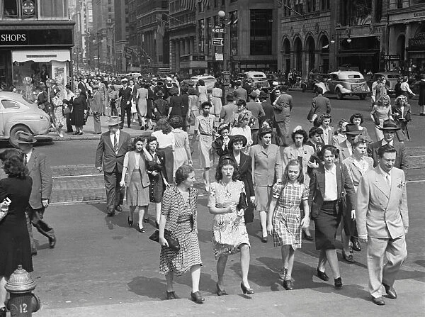 Crowd on 42nd St. and 5th Avenue, NYC circa 1940s