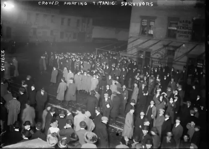 Framed Print : Crowd Awaiting Titanic Survivors