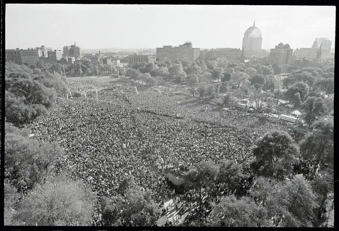 Framed Print : Crowd on Boston Common for Vietnam Moratorium Day Framed Print : Crowd on Boston Common for Vietnam Moratorium Day