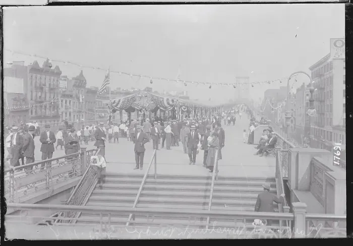 Framed Print : Crowd at Decorative Landmark Framed Print : Crowd at Decorative Landmark