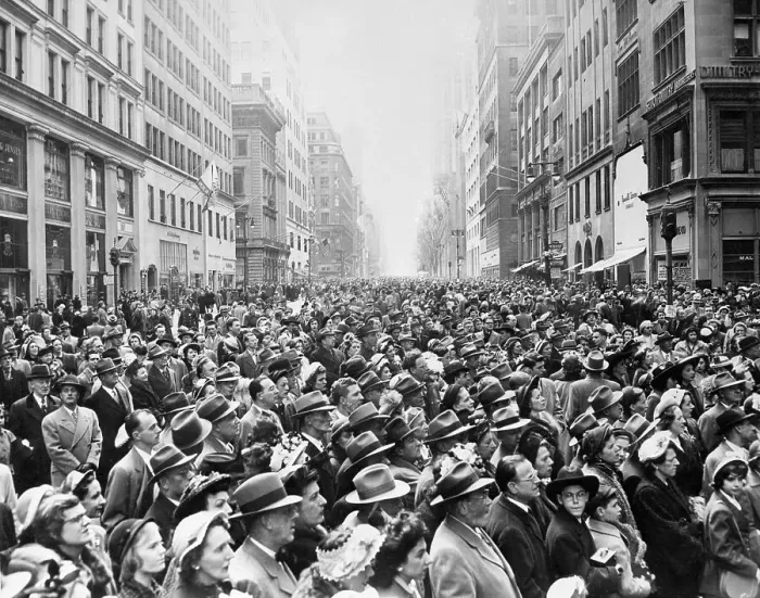 Framed Print : Crowd at Easter Parade on 5th Avenue Framed Print : Crowd at Easter Parade on 5th Avenue