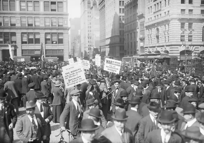 Framed Print : Crowd of IWW Members Demonstrate in Union Square Framed Print : Crowd of IWW Members Demonstrate in Union Square