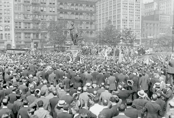 Framed Print : Crowd at Lafayette Monument Framed Print : Crowd at Lafayette Monument