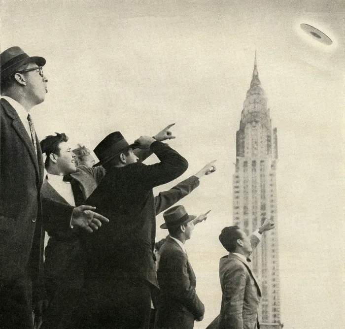 Framed Print : Crowd Pointing At UFO Framed Print : Crowd Pointing At UFO