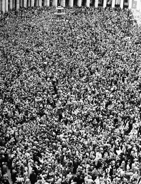 Framed Print : Crowd Scene Framed Print : Crowd Scene
