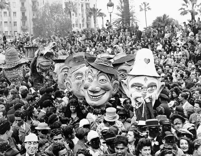 Framed Print : Crowd Scene at Carnival of Nice Framed Print : Crowd Scene at Carnival of Nice
