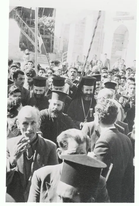 Framed Print : Crowd Surrounding Exiled Leader Makarios III Framed Print : Crowd Surrounding Exiled Leader Makarios III