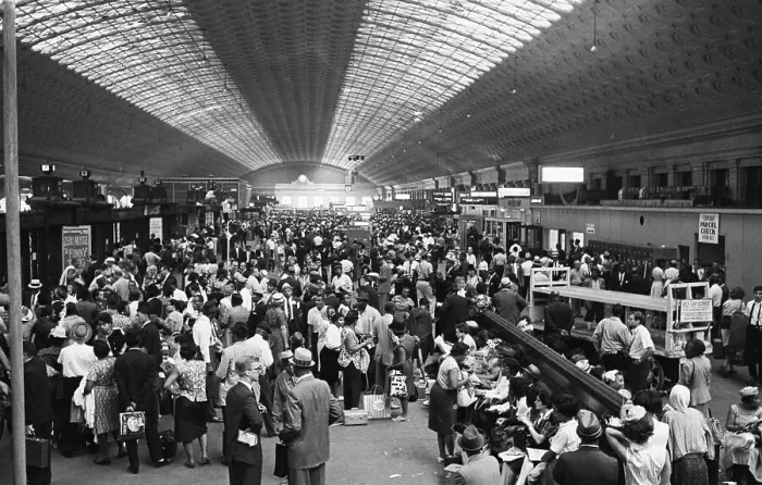 Framed Print : Crowd In Union Station After March Framed Print : Crowd In Union Station After March