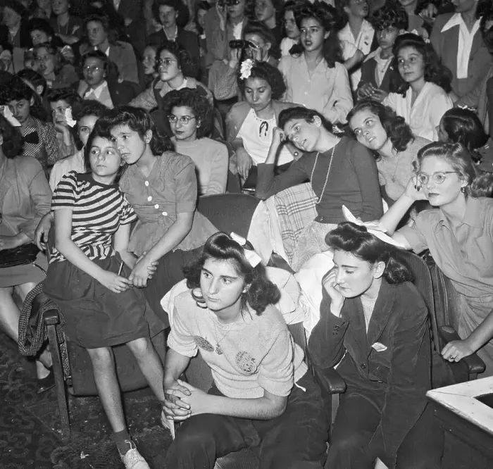 Framed Print : Crowd of Women Watching Frank Sinatra Perform Framed Print : Crowd of Women Watching Frank Sinatra Perform