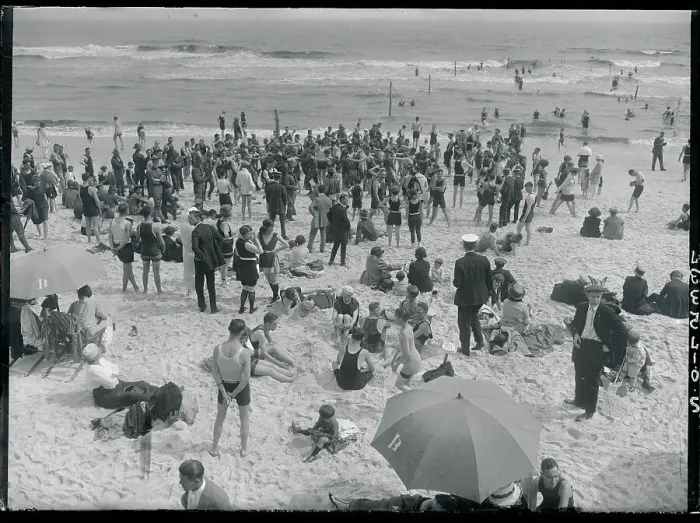 Framed Print : Crowds at the Beach Framed Print : Crowds at the Beach