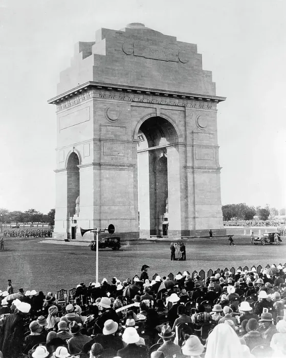 Framed Print : Crowds Gathering at War Memorial Arch Framed Print : Crowds Gathering at War Memorial Arch