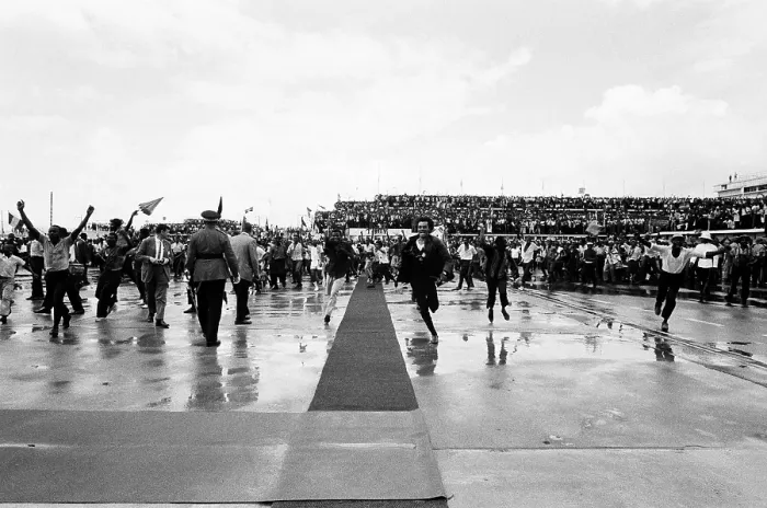 Framed Print : Crowds Of Rastafarians Await The Arrival Of Haile Selassie In Kingston Jamaica Framed Print : Crowds Of Rastafarians Await The Arrival Of Haile Selassie In Kingston Jamaica