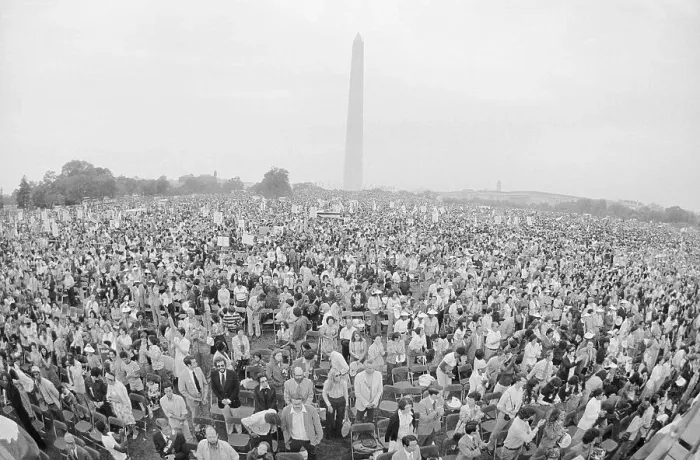 Framed Print : Crowds at Reverend Moon's Rally in Washington, DC Framed Print : Crowds at Reverend Moon's Rally in Washington, DC