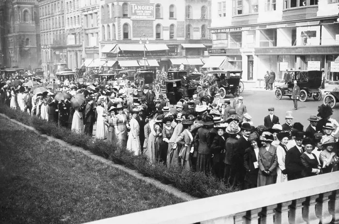 Framed Print : Crowds Waiting to Get Into New Library