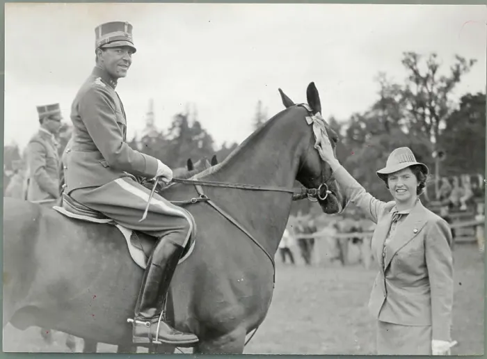 Framed Print : Crown Prince Gustaf Adolf and Wife on Field Framed Print : Crown Prince Gustaf Adolf and Wife on Field