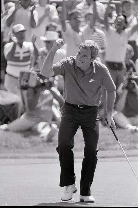 Framed Print : Curtis Strange Celebrating Golf Victory Framed Print : Curtis Strange Celebrating Golf Victory