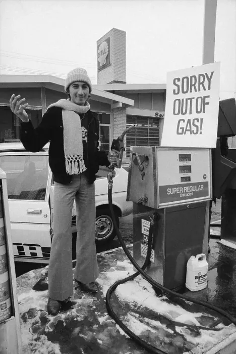 Framed Print : Customer at Station with Sign Saying No Gas Framed Print : Customer at Station with Sign Saying No Gas
