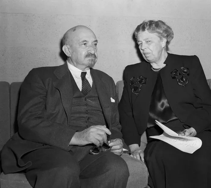 Framed Print : C.Weizmann & E.Roosevelt Chat Framed Print : C.Weizmann & E.Roosevelt Chat