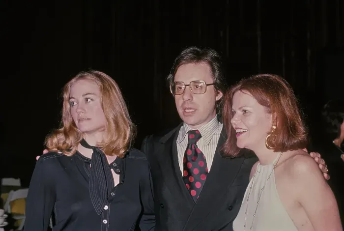 Framed Print : Cybill Shepherd, Peter Bogdanovich & Eileen Brennan Framed Print : Cybill Shepherd, Peter Bogdanovich & Eileen Brennan