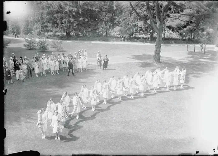 Framed Print : Daisy Chain Girls at Vassar College Framed Print : Daisy Chain Girls at Vassar College