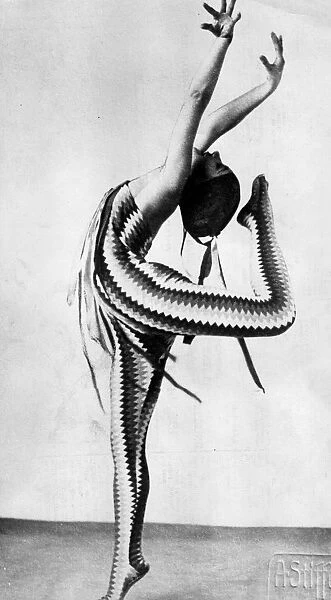 Dancer. circa 1930: An acrobatic dancer in a cabaret