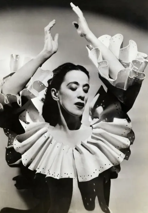Framed Print : Dancer Martha Graham in Dance Pose