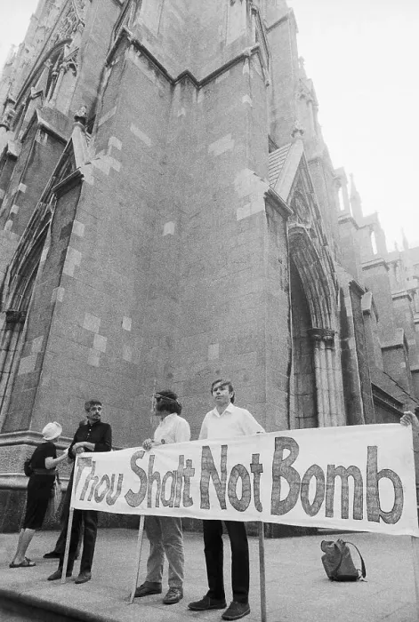 Framed Print : Daniel Berrigan Protests Outside St. Patrick's Cathedral Framed Print : Daniel Berrigan Protests Outside St. Patrick's Cathedral