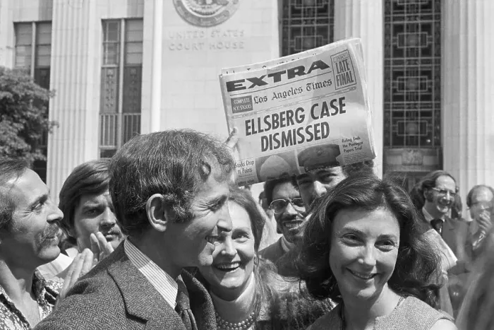 Framed Print : Daniel Ellsberg and Wife Walk From Court Framed Print : Daniel Ellsberg and Wife Walk From Court