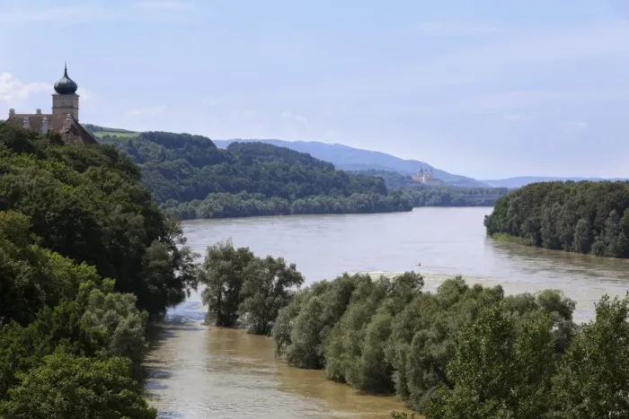 Framed Print : Danube River with Schloss Schoenbuehel Palace, in the distance, Melk Abbey, Wachau, Mostviertel, Lower Austria, Austria, Europe Framed Print : Danube River with Schloss Schoenbuehel Palace, in the distance, Melk Abbey, Wachau, Mostviertel, Lower Austria, Austria, Europe
