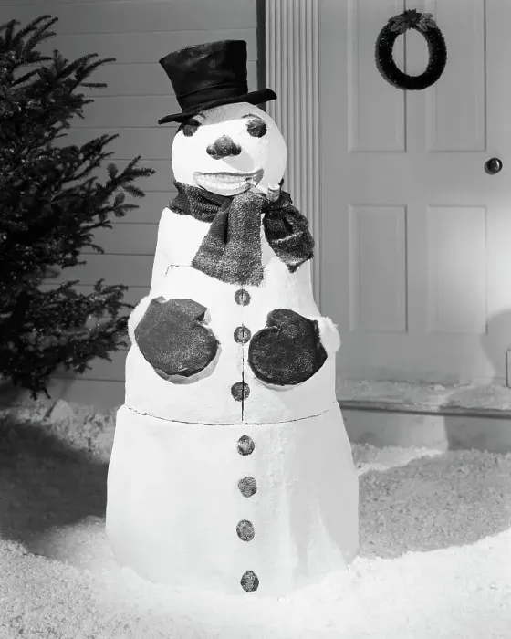 Framed Print : Dapper Snowman Outside a House Framed Print : Dapper Snowman Outside a House