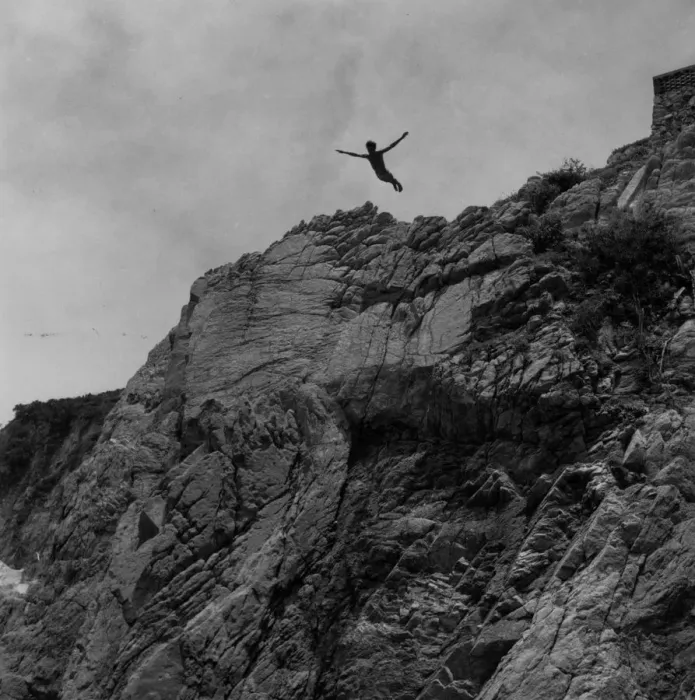 Framed Print : Dare Devil Dive Framed Print : Dare Devil Dive